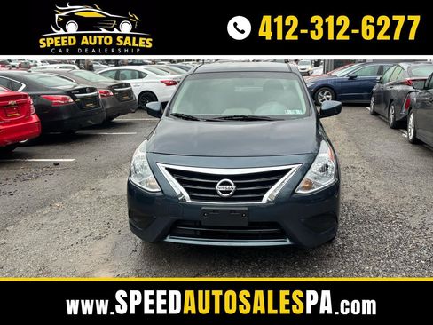 Used 2015 Nissan Versa SV image 1