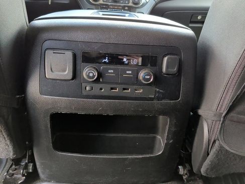 Used 2017 Chevrolet Suburban LT AWD/4WD image 36