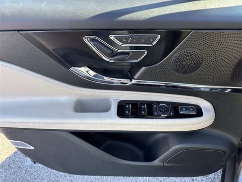 New 2026 Lincoln Corsair Premiere image 20