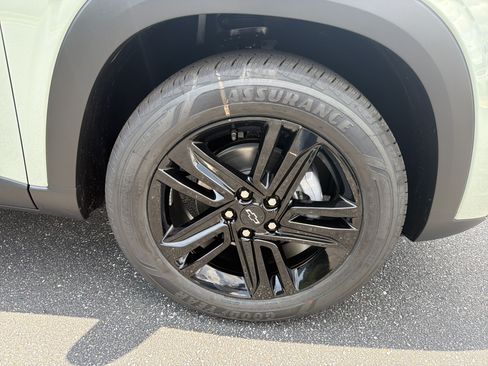 New 2026 Chevrolet Trax ACTIV w/ Driver Confidence Package FWD image 12