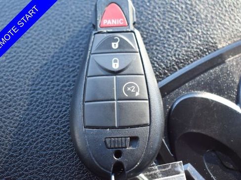 Used 2021 RAM 1500 Classic SLT w/ Electronics Convenience Group AWD/4WD image 5