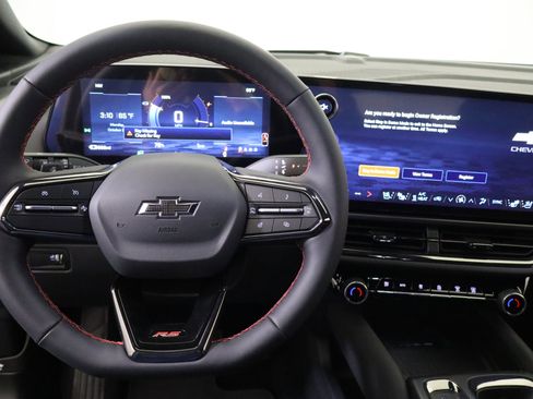 New 2026 Chevrolet Equinox EV RS image 23