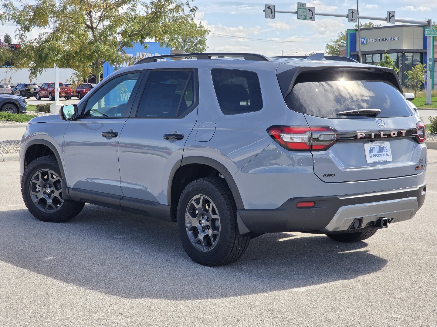New 2026 Honda Pilot TrailSport image 17