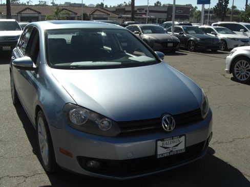 Used 2012 Volkswagen Golf TDI image 2