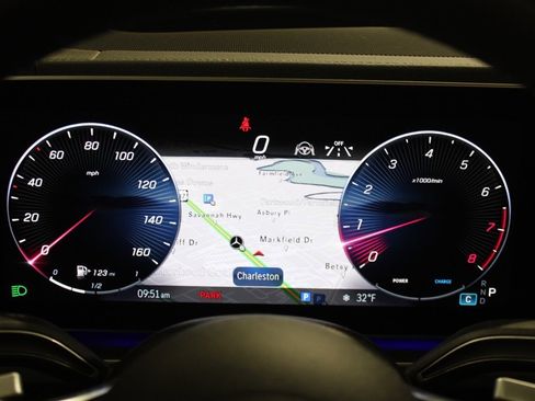 Certified 2025 Mercedes-Benz GLE 580 GLE 580 image 28