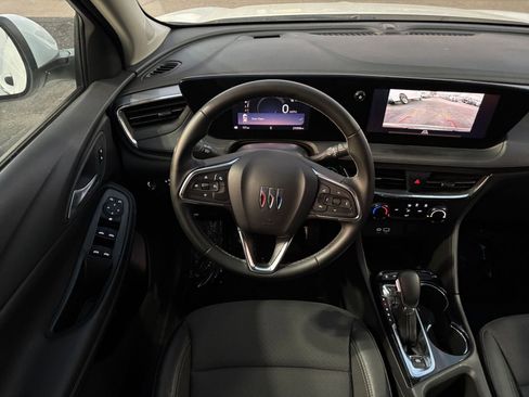 Used 2025 Buick Encore GX Preferred image 33