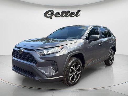 Used 2022 Toyota RAV4 LE AWD/4WD image 1