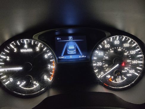 Used 2020 Nissan Pathfinder S FWD image 23