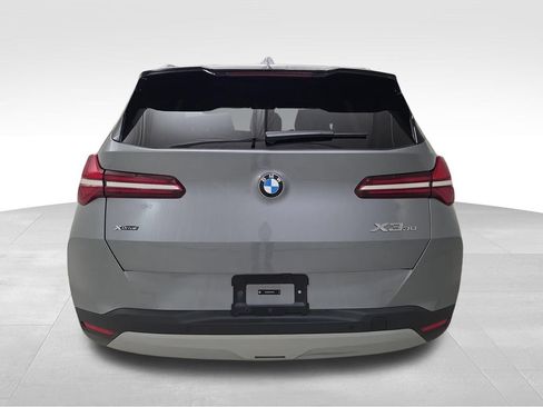 Used 2026 BMW X3 xDrive30i w/ Convenience Package AWD/4WD image 9