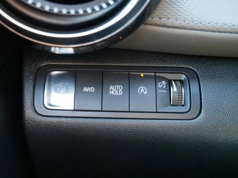 Used 2025 Chevrolet Equinox LT w/ Convenience Package II AWD/4WD image 21