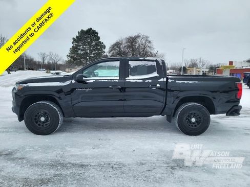 Used 2025 Chevrolet Colorado W/T w/ Advanced Trailering Package image 3