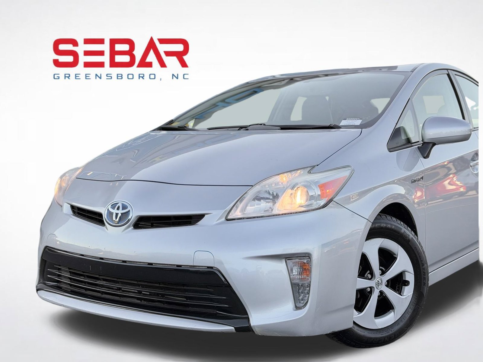 Used 2013 Toyota Prius Four FWD image 2
