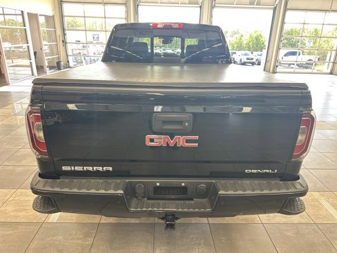 Used 2017 GMC Sierra 1500 Denali w/ Denali Ultimate Package image 13