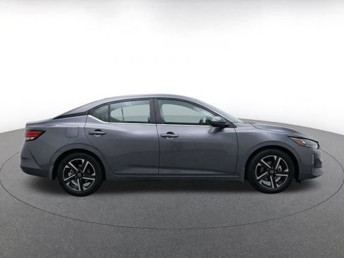 Used 2025 Nissan Sentra SV FWD image 8