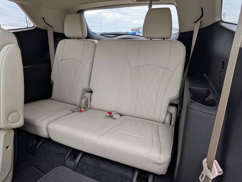 Used 2024 Buick Enclave Avenir w/ Avenir Technology Package FWD image 25