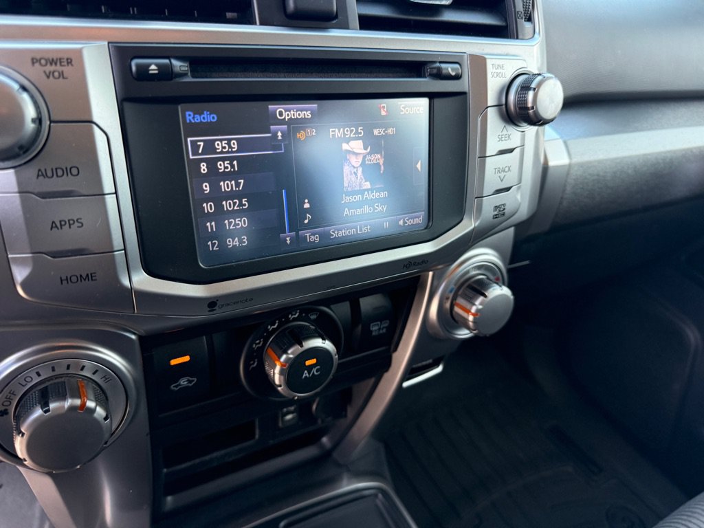 Used 2014 Toyota 4Runner SR5 RWD image 11