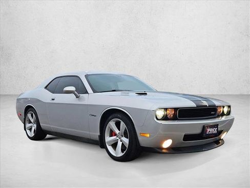Used 2010 Dodge Challenger SRT8 w/ SRT Option Group II image 3