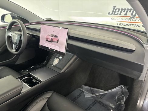 Used 2025 Tesla Model 3 Long Range RWD image 24