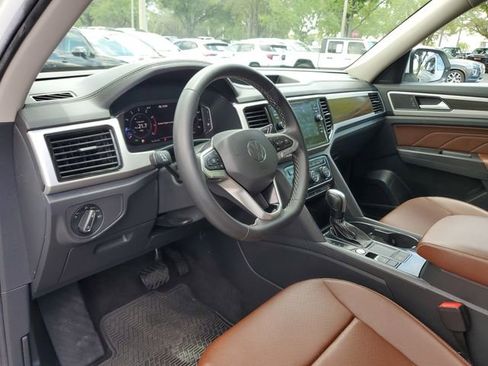 Used 2023 Volkswagen Atlas SE FWD image 19