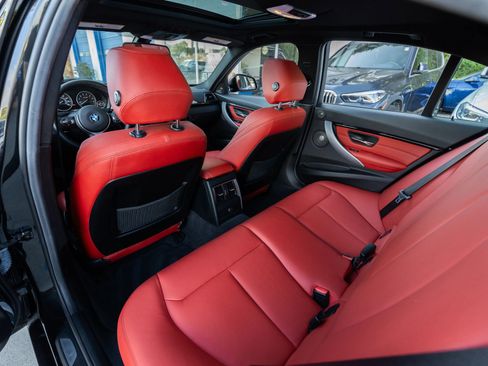 Used 2016 BMW 340i Sedan image 18