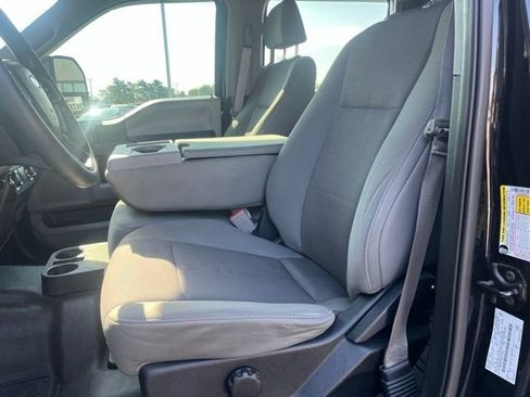 Used 2019 Ford F250 XL w/ STX Appearance Package AWD/4WD image 24