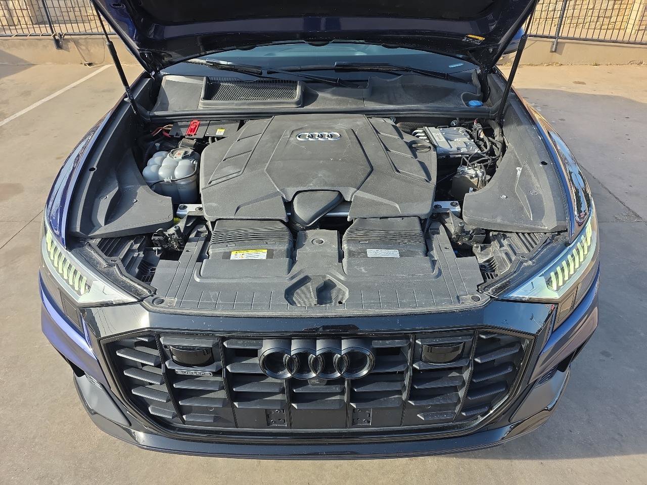 Used 2021 Audi Q8 Premium Plus w/ Premium Plus Package AWD/4WD image 27