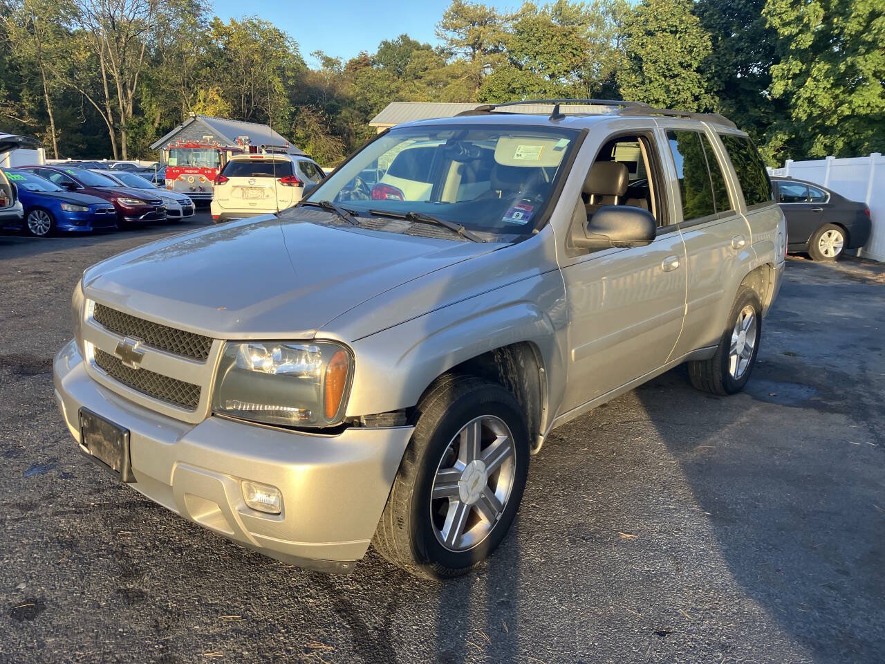 Used 2007 Chevrolet TrailBlazer LT AWD/4WD image 1