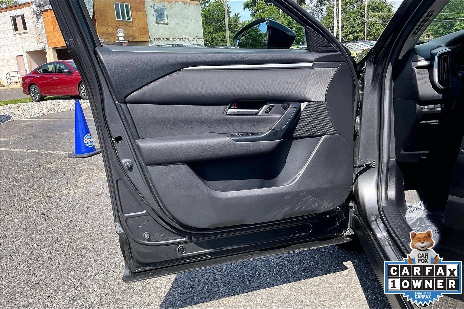 Used 2025 MAZDA CX-50 AWD 2.5 S w/ Cargo Package image 22