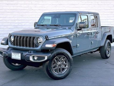 New 2026 Jeep Gladiator Sport image 1