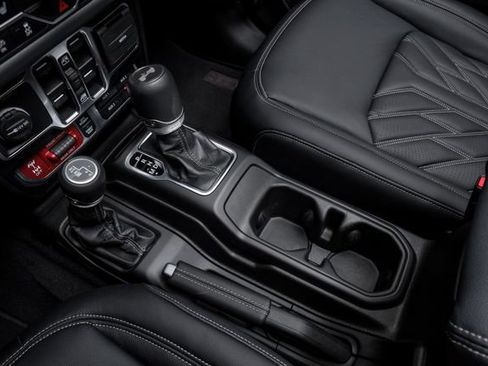 Used 2024 Jeep Wrangler Unlimited Rubicon 392 image 72