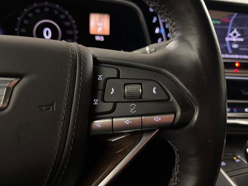 Used 2021 Cadillac Escalade ESV Sport Platinum image 28