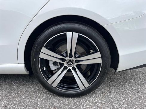 Used 2024 Mercedes-Benz C 300 4MATIC Sedan image 9