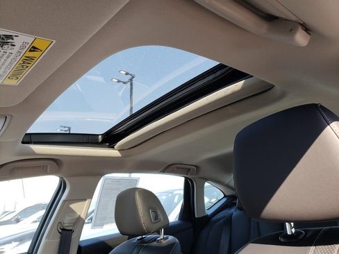 Certified 2025 Acura TLX w/ Technology Package image 34