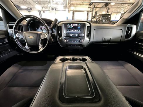 Used 2018 Chevrolet Silverado 1500 LT image 21