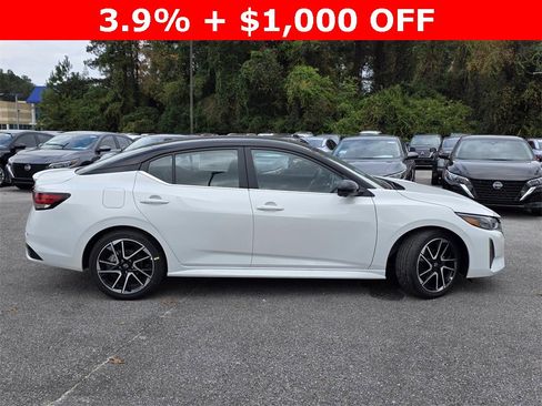 New 2025 Nissan Sentra SR w/ SR Premium Package image 37