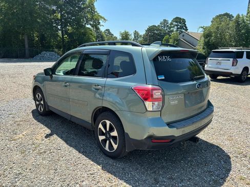 Used 2018 Subaru Forester 2.5i Limited AWD/4WD image 2