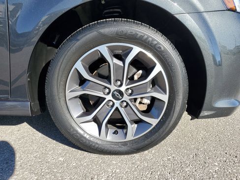 Used 2020 Chevrolet Sonic LT image 5