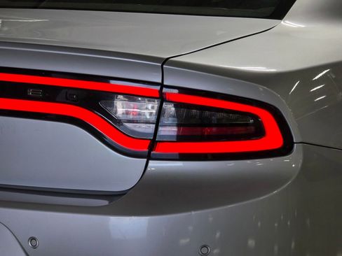 Used 2023 Dodge Charger SXT RWD image 12