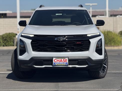 New 2026 Chevrolet Equinox RS w/ LPO, Floor Liner Package image 2