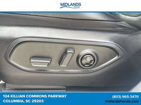 Used 2023 Jeep Grand Cherokee Altitude RWD image 15