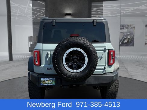 Used 2022 Ford Bronco Outer Banks w/ Sasquatch Package AWD/4WD image 6
