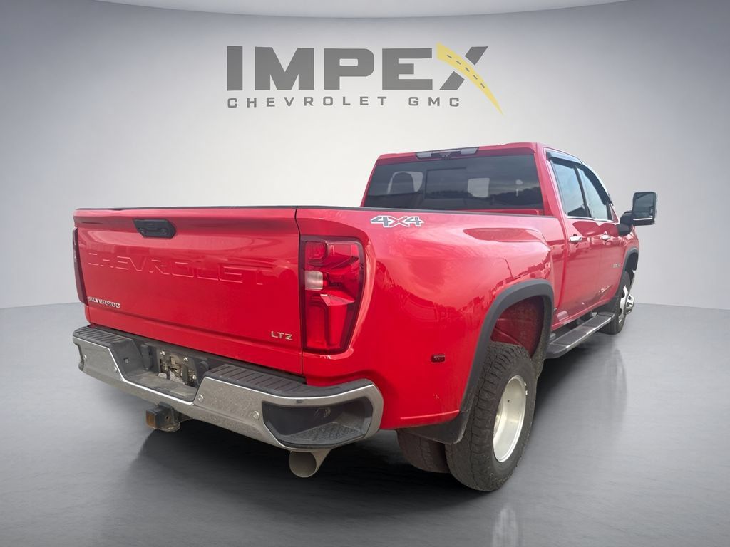 Used 2022 Chevrolet Silverado 3500 LTZ w/ LTZ Convenience Package AWD/4WD image 5