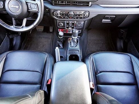 Certified 2024 Jeep Wrangler Unlimited Rubicon 392 image 30