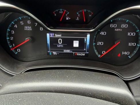 Used 2017 Chevrolet Impala Premier w/ Enhanced Convenience Package FWD image 11
