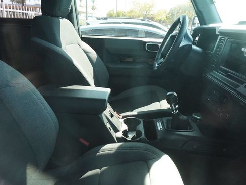 Used 2022 Ford Bronco 2-Door AWD/4WD image 9