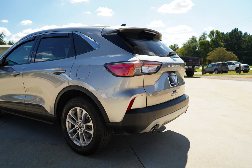 Used 2022 Ford Escape SE FWD image 20