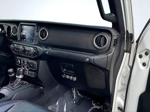 Used 2020 Jeep Gladiator Rubicon image 17