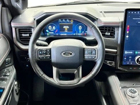 Used 2024 Ford Expedition Limited AWD/4WD image 29