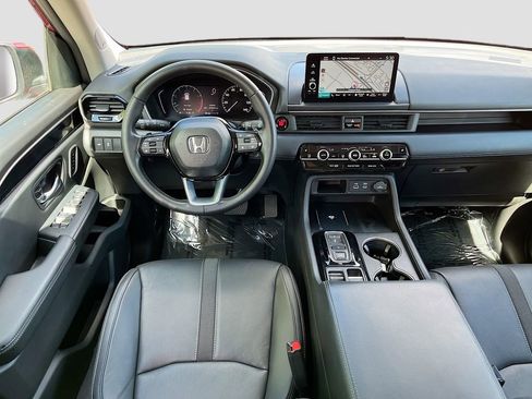 Used 2023 Honda Pilot Touring image 23