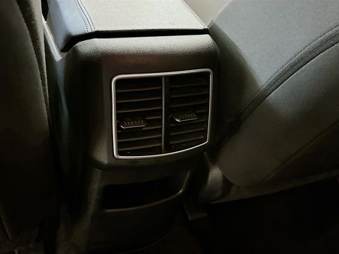 Used 2024 Kia Sportage LX image 27